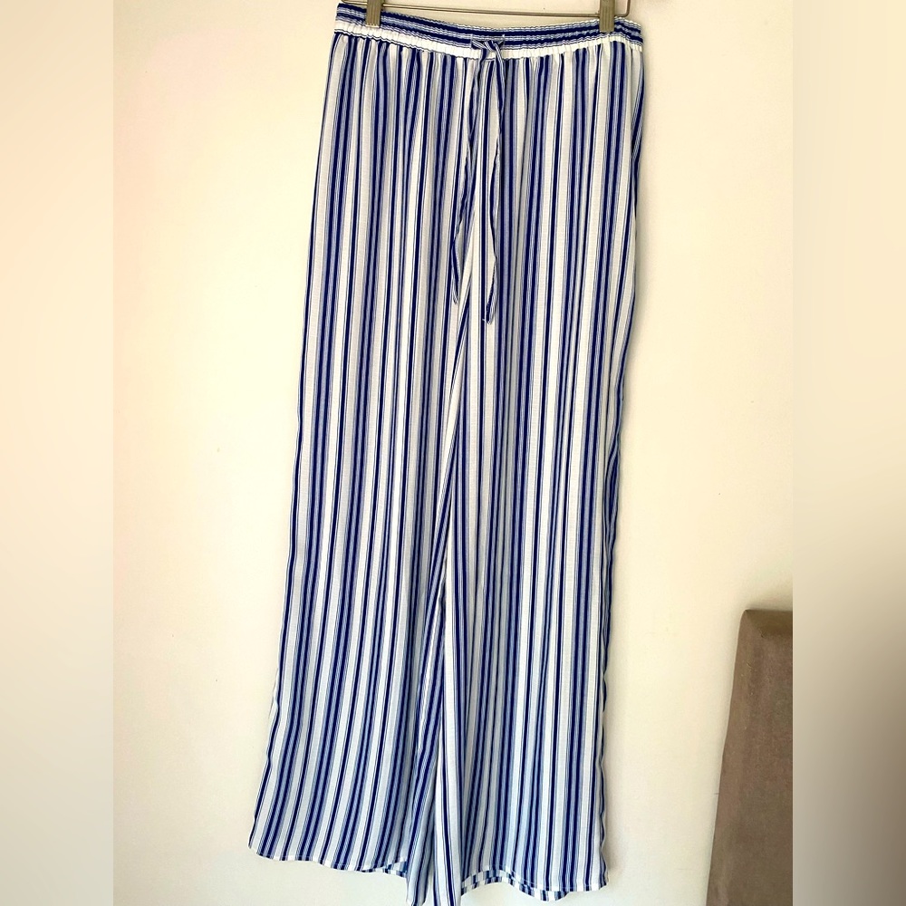 Windsor Size M elastic waist pants